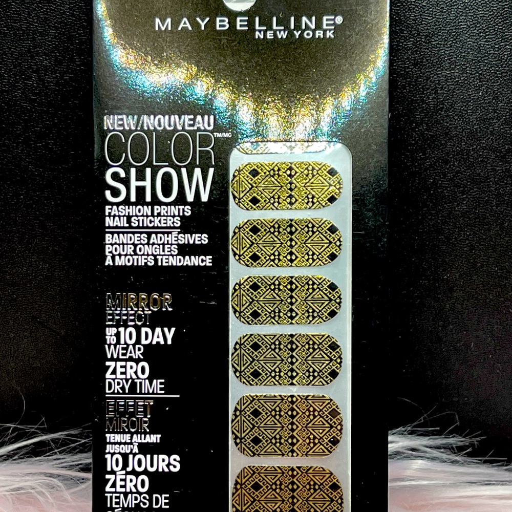 5️⃣for💲1️⃣5️⃣Maybelline Nail Stickers”Aztec Gold”
